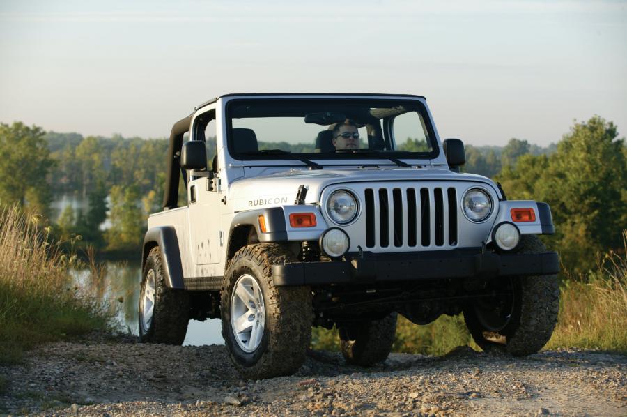  Jeep Wrangler Rubicon Unlimited 2005 года  (фото 25 из 32)